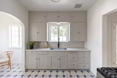 302 W Cypress Street, Phoenix, AZ 85003 - Photo 9