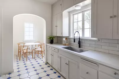 302 W Cypress Street, Phoenix, AZ 85003 - Photo 11