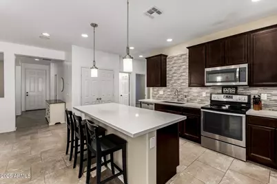 10243 W Townley Avenue, Peoria, AZ 85345 - Photo 9