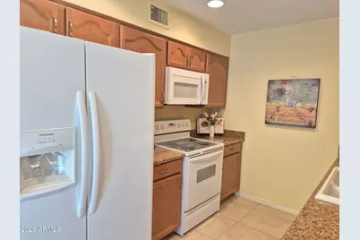 17445 N Boswell Boulevard, Sun City, AZ 85373 - Photo 13