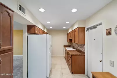 17445 N Boswell Boulevard, Sun City, AZ 85373 - Photo 9