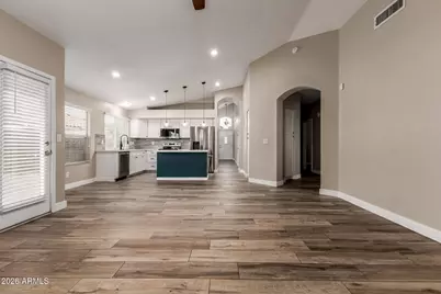 1862 W Wildhorse Drive, Chandler, AZ 85286 - Photo 9