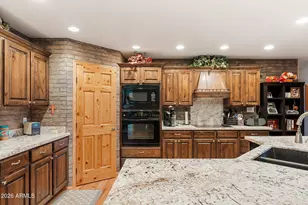 2214 Mountain Lion Ln, Overgaard, AZ 85933 - Photo 31