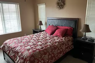 1940 W Faria Ln, Phoenix, AZ 85023 - Photo 9