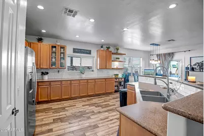 23183 N 106th Drive, Peoria, AZ 85383 - Photo 13