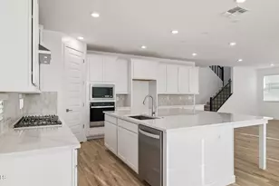 6980 W Buckhorn Trail, Peoria, AZ 85383 - Photo 13