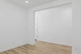 6980 W Buckhorn Trail, Peoria, AZ 85383 - Photo 9