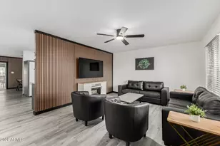 2117 W Kimberly Way, Phoenix, AZ 85027 - Photo 13