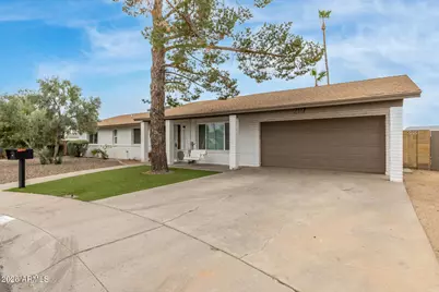 2117 W Kimberly Way, Phoenix, AZ 85027 - Photo 17