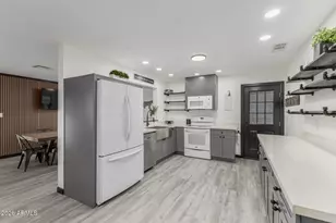 2117 W Kimberly Way, Phoenix, AZ 85027 - Photo 19