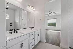 1111 E Holland Park Dr, Gilbert, AZ 85297 - Photo 25