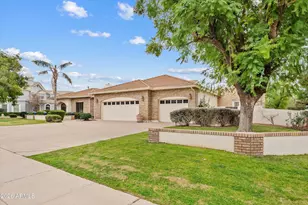 4647 E Garnet Cir, Mesa, AZ 85206 - Photo 3