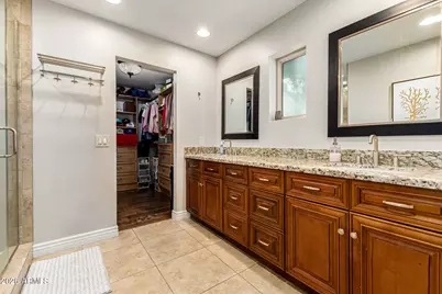 3746 E Fairmount Avenue, Phoenix, AZ 85018 - Photo 15