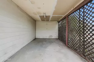 3016 N 35th Dr, Phoenix, AZ 85019 - Photo 19