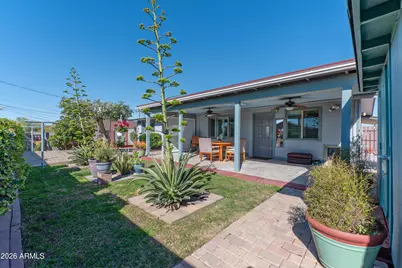 1317 E Lawrence Lane, Phoenix, AZ 85020 - Photo 23