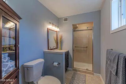 1317 E Lawrence Lane, Phoenix, AZ 85020 - Photo 19