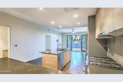 2300 E Campbell Avenue #121, Phoenix, AZ 85016 - Photo 11