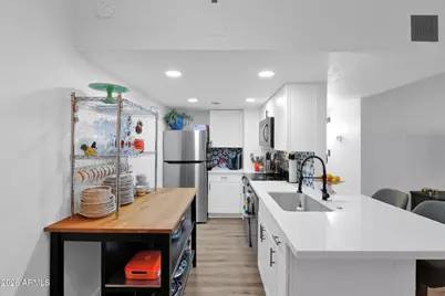 3416 N 44th Street #69, Phoenix, AZ 85018 - Photo 11