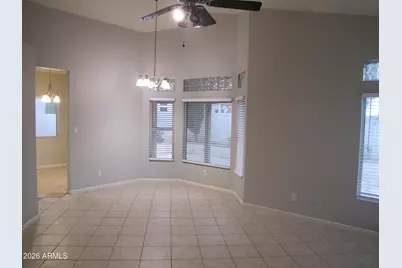 261 W Verano Place, Gilbert, AZ 85233 - Photo 3