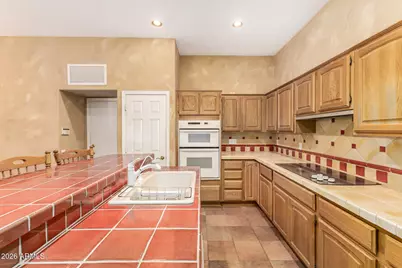 9741 E Holiday Way, Sun Lakes, AZ 85248 - Photo 11