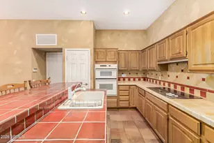 9741 E Holiday Way, Sun Lakes, AZ 85248 - Photo 11