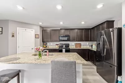 25445 W Mahoney Avenue, Buckeye, AZ 85326 - Photo 13