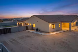 4368 N 191st Ln, Litchfield Park, AZ 85340 - Photo 7