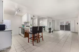 5525 E Thomas Rd, Phoenix, AZ 85018 - Photo 13