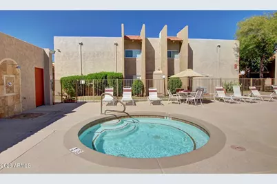 5525 E Thomas Road #M16, Phoenix, AZ 85018 - Photo 27