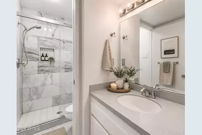 5525 E Thomas Road #M16, Phoenix, AZ 85018 - Photo 3