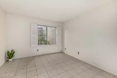 5525 E Thomas Road #M16, Phoenix, AZ 85018 - Photo 13