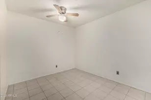 5525 E Thomas Rd, Phoenix, AZ 85018 - Photo 17