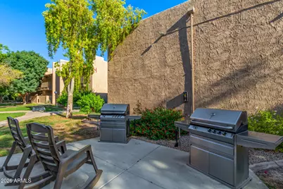 5525 E Thomas Road #M16, Phoenix, AZ 85018 - Photo 23