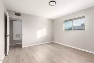 405 S Priest Dr, Tempe, AZ 85281 - Photo 5