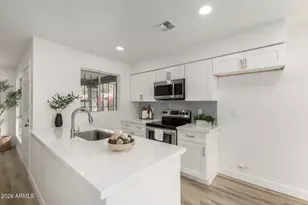 9015 W Elm St, Phoenix, AZ 85037 - Photo 7