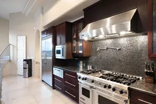 33905 N 4th Dr, Phoenix, AZ 85085 - Photo 11