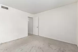 2045 N Sunset Dr, Chandler, AZ 85225 - Photo 27