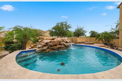 5148 W Quail Track Drive, Phoenix, AZ 85083 - Photo 23