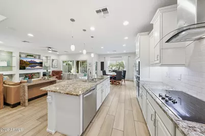 5148 W Quail Track Drive, Phoenix, AZ 85083 - Photo 7