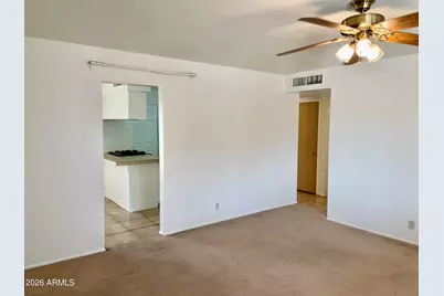 949 W Parkway Boulevard, Tempe, AZ 85281 - Photo 3