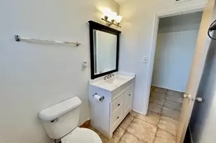 949 W Parkway Blvd, Tempe, AZ 85281 - Photo 11