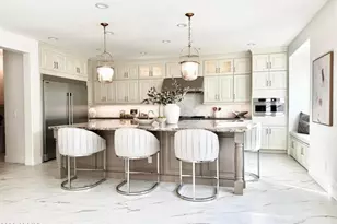 2931 E Madison Vistas Dr, Phoenix, AZ 85016 - Photo 7