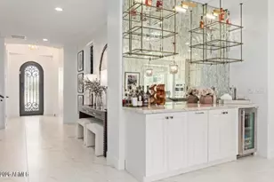 2931 E Madison Vistas Dr, Phoenix, AZ 85016 - Photo 9