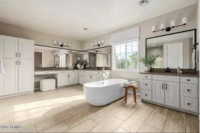 2931 E Madison Vistas Drive, Phoenix, AZ 85016 - Photo 21