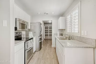 24810 S Foxglenn Drive, Sun Lakes, AZ 85248 - Photo 9