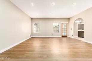 6425 W Crocus Dr, Glendale, AZ 85306 - Photo 23