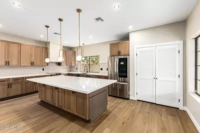 6425 W Crocus Drive, Glendale, AZ 85306 - Photo 17