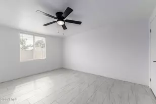 2921 W Solano Dr S, Phoenix, AZ 85017 - Photo 11