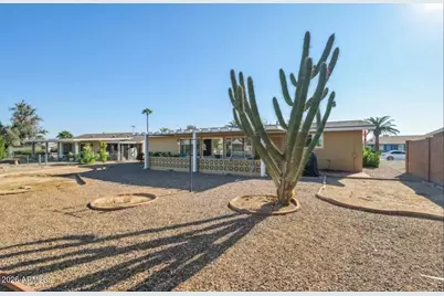 10508 W Kelso Drive, Sun City, AZ 85351 - Photo 17