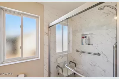 10508 W Kelso Drive, Sun City, AZ 85351 - Photo 11